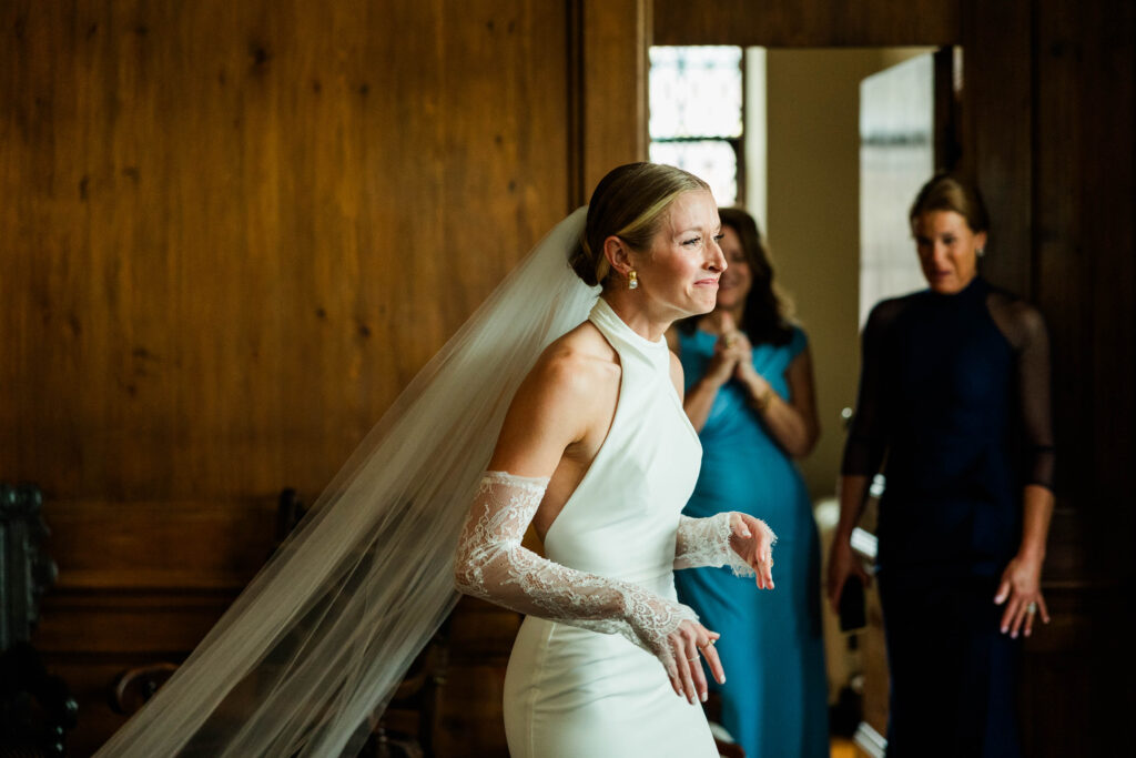 Fall wedding at Branch Museum in Richmond, Virginia.