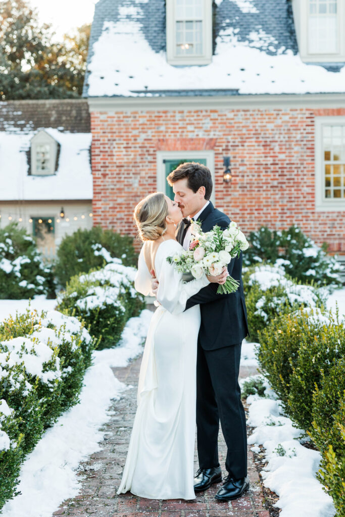 Winter Seven Springs wedding