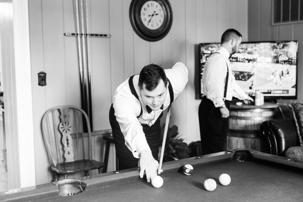 grooms getting ready suite