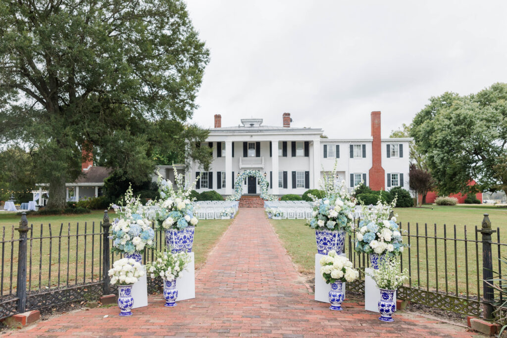 Hollyfield Manor Fall wedding