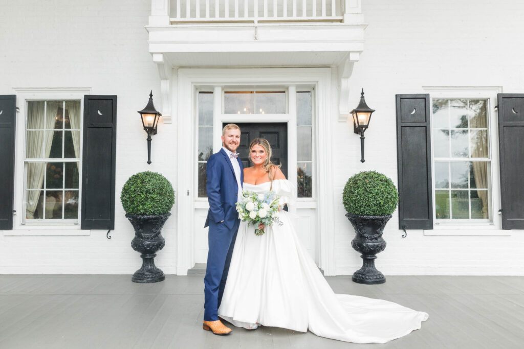 Hollyfield Manor Fall wedding