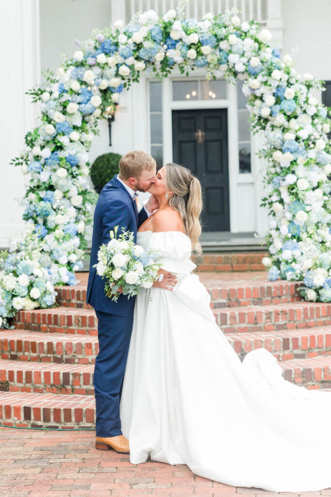 Hollyfield Manor Fall wedding