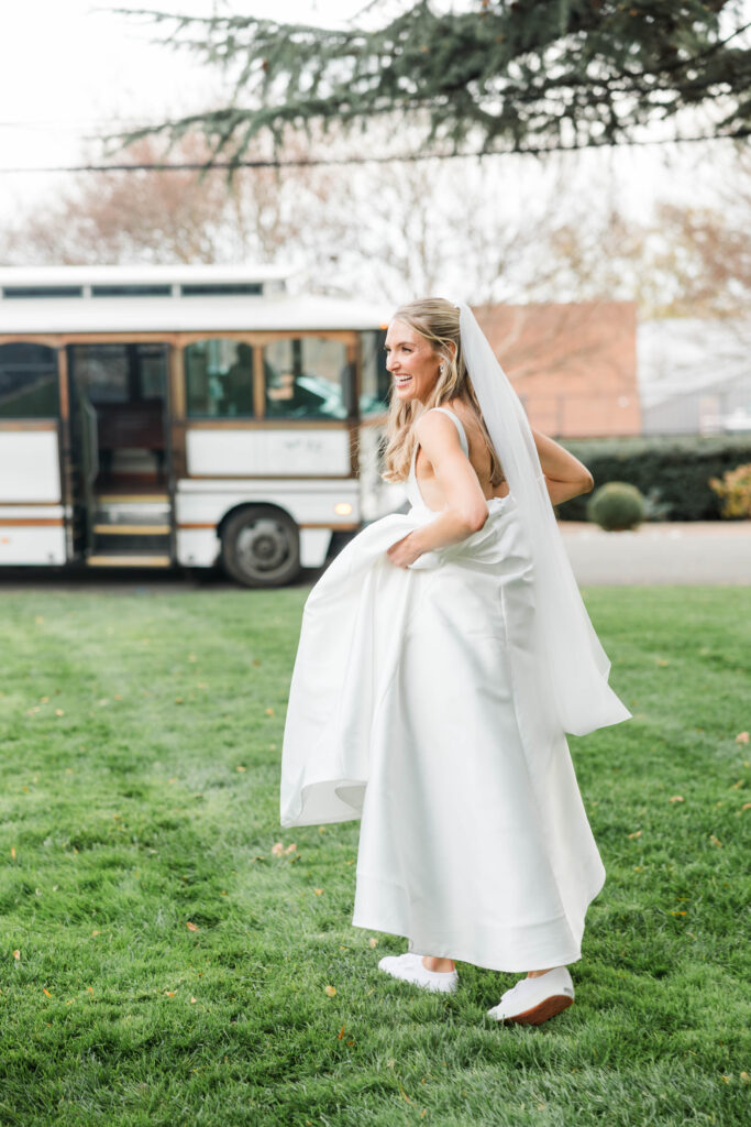 Country Club of Virginia Wedding getting ready